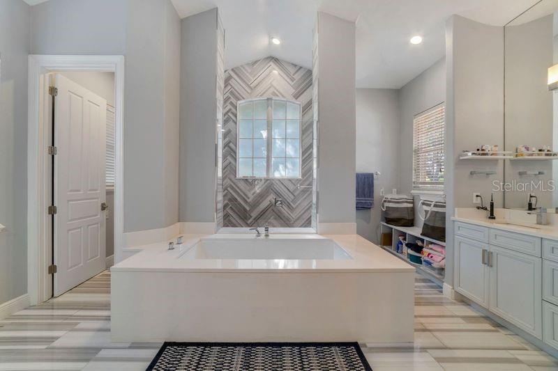 ESTATES AT PHILLIPS LANDING PH 02 - Residential Lease