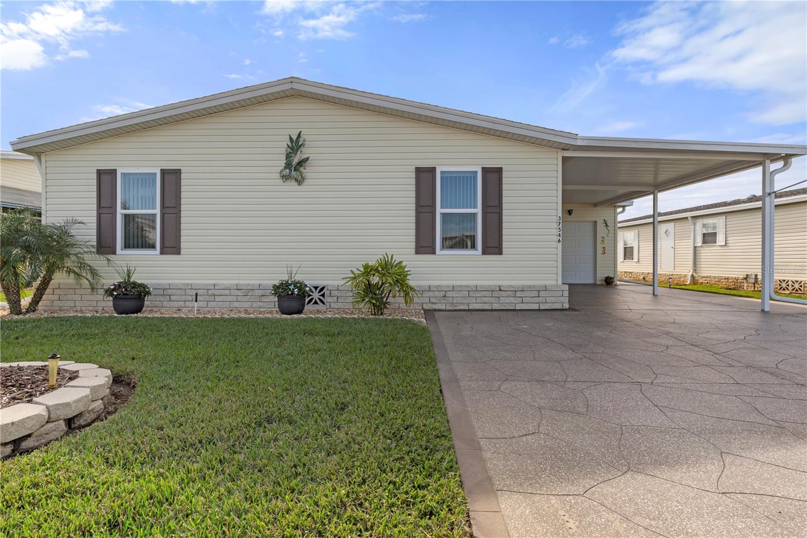 GRAND HORIZONS PH 03 - Residential