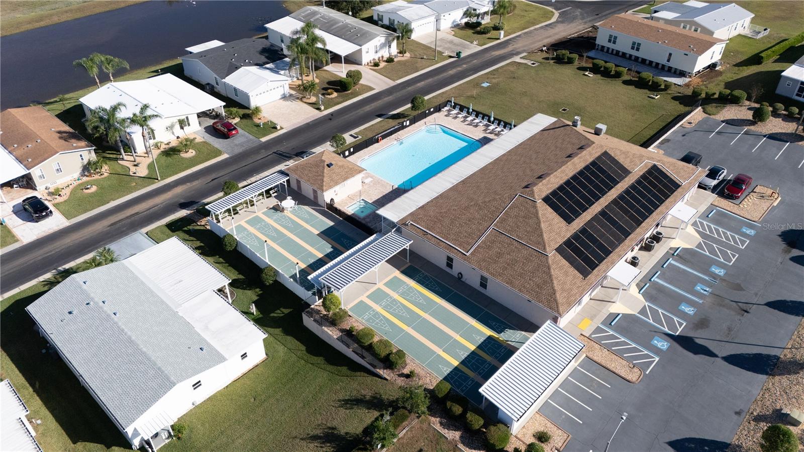 GRAND HORIZONS PH 03 - Residential