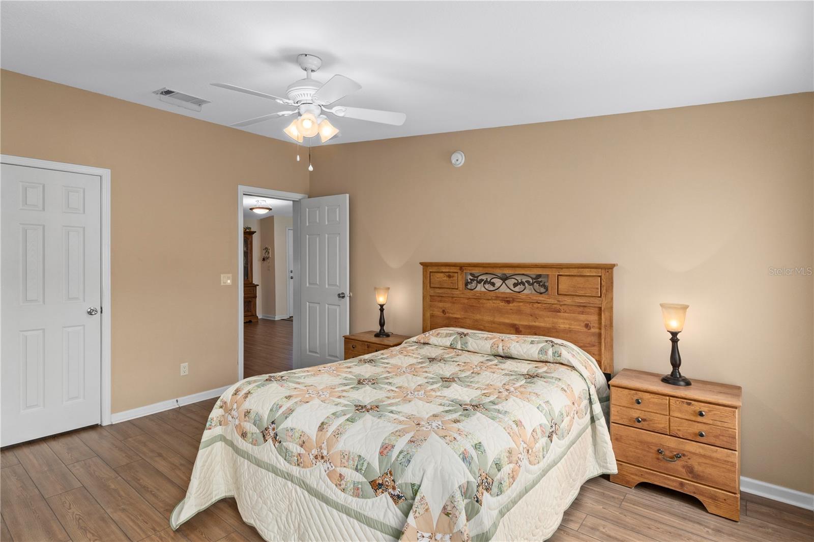 GRAND HORIZONS PH 03 - Residential