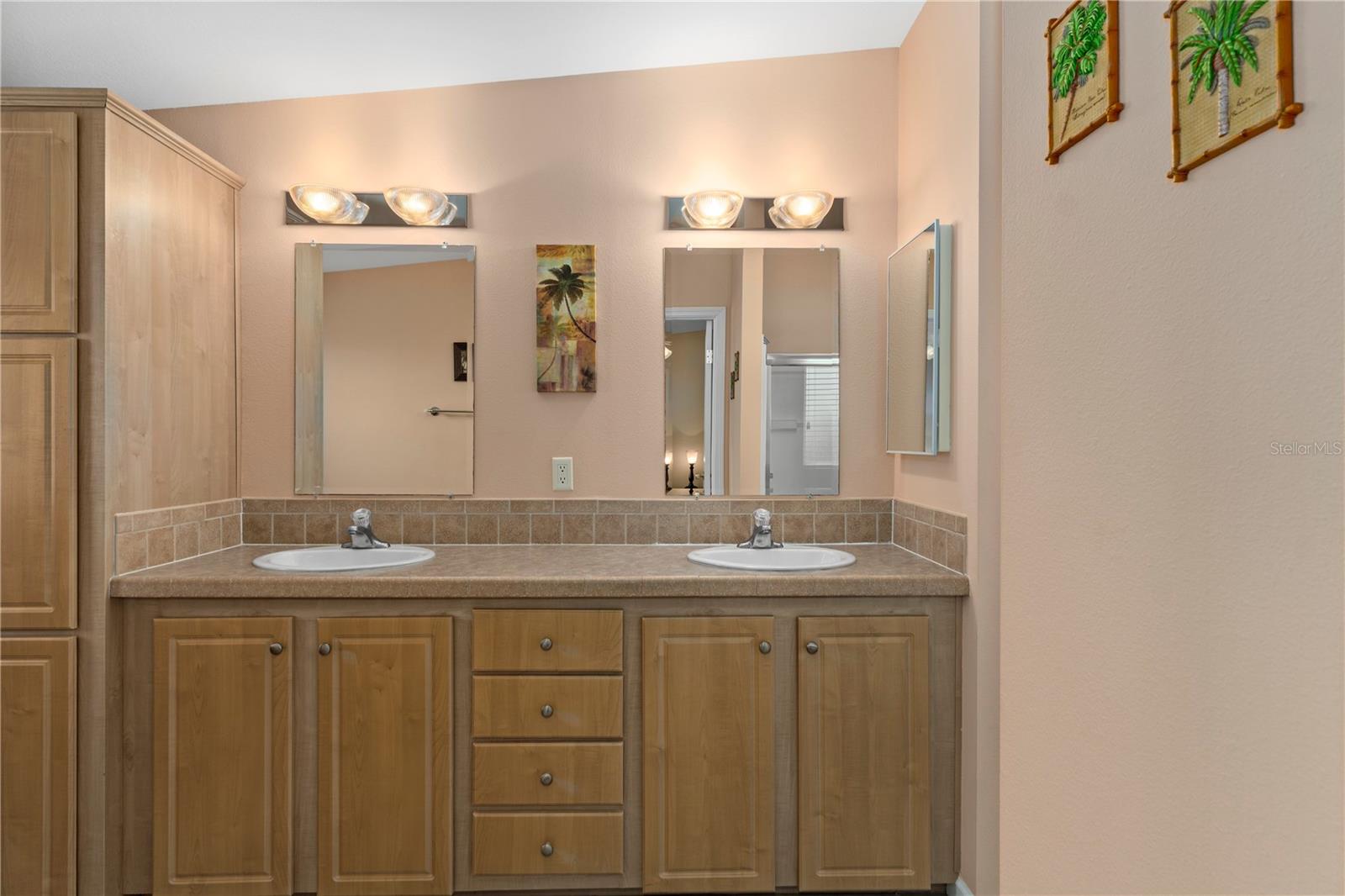 GRAND HORIZONS PH 03 - Residential