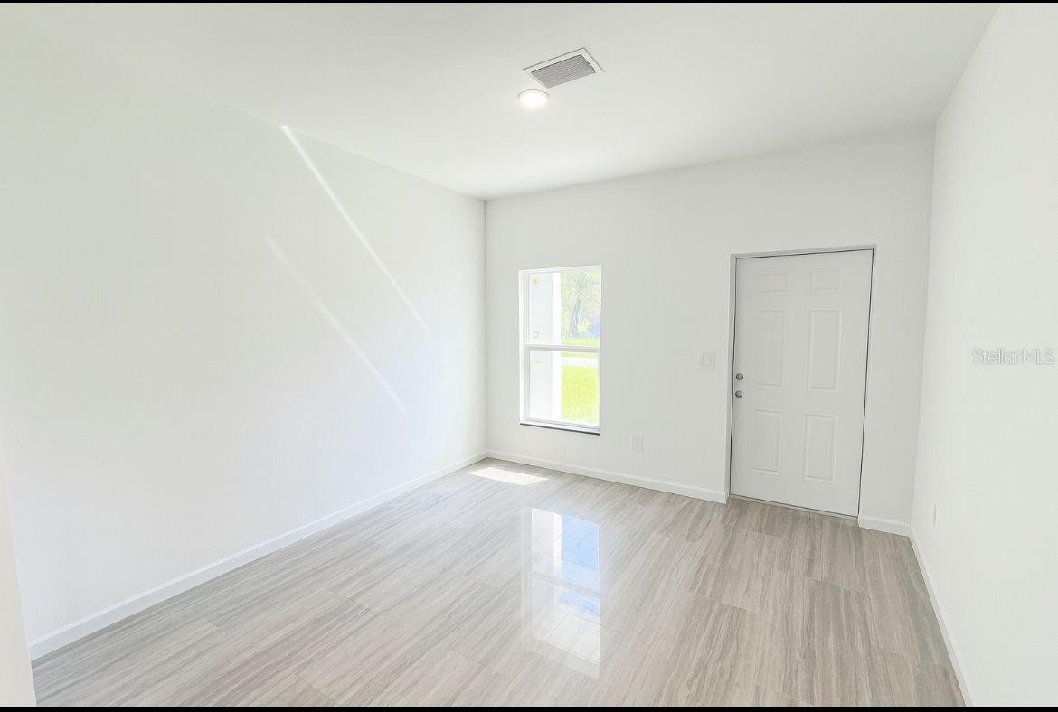TROP G A - Residential Lease