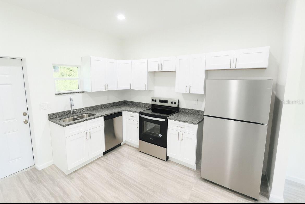 TROP G A - Residential Lease