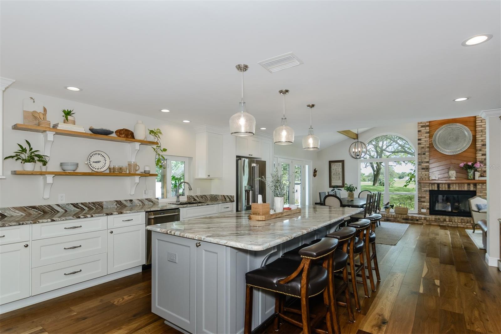 Start every morning with sunrays filtering through majestic oak trees – image 11