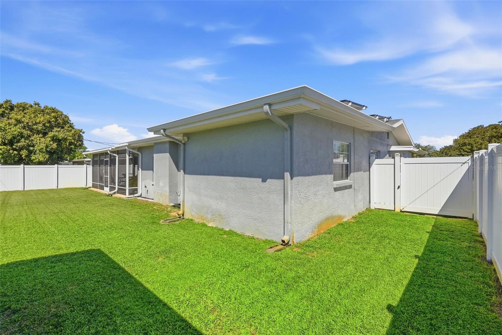 SHERYL MANOR UNIT 4 2ND ADD - Residential