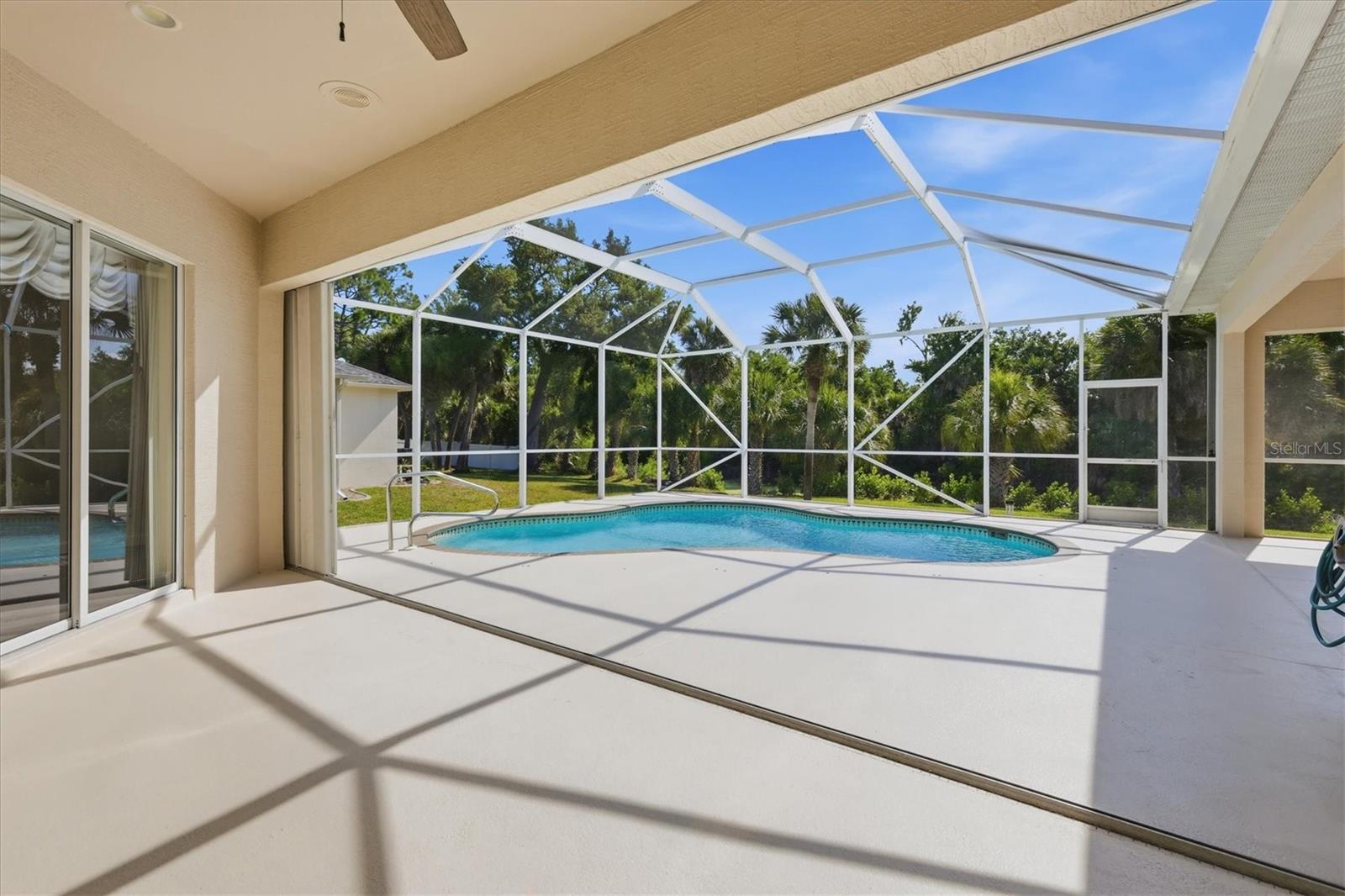 MANASOTA MANOR - Residential