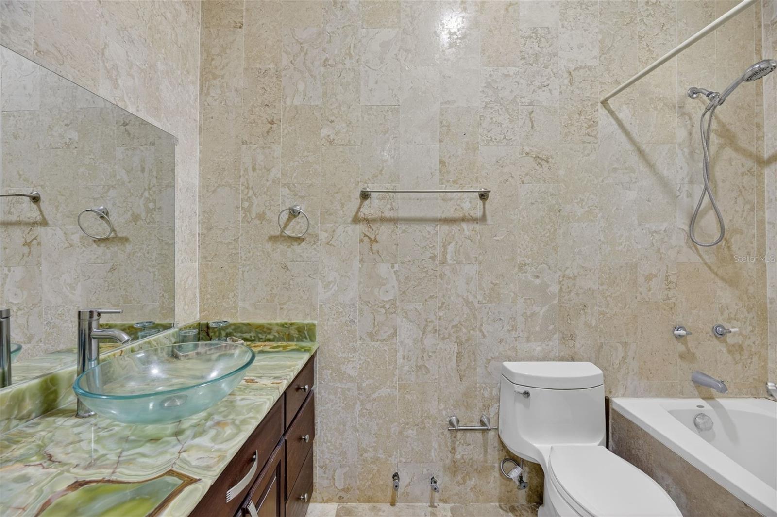 BARRIO BRAMADERO - Residential