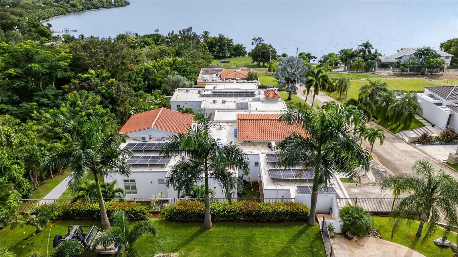 BARRIO BRAMADERO - Residential