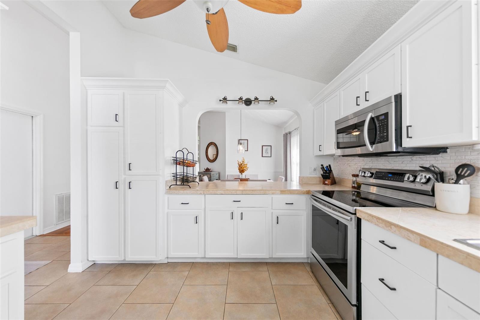 DEER HOLLOW - Residential