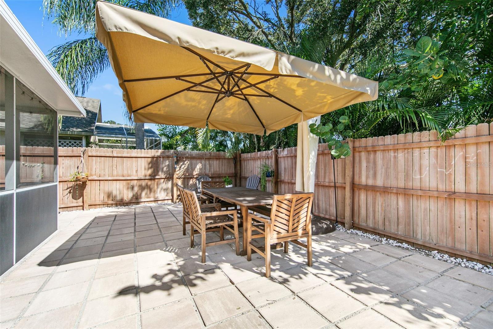 DEER HOLLOW - Residential