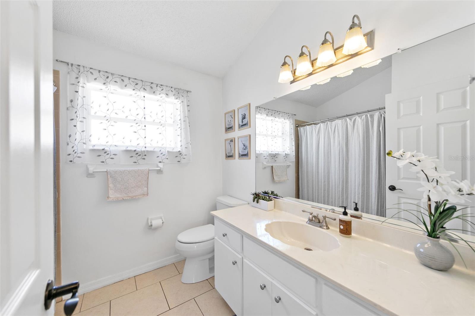 DEER HOLLOW - Residential