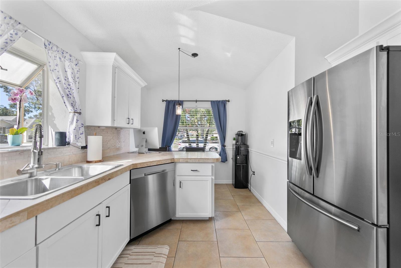 DEER HOLLOW - Residential