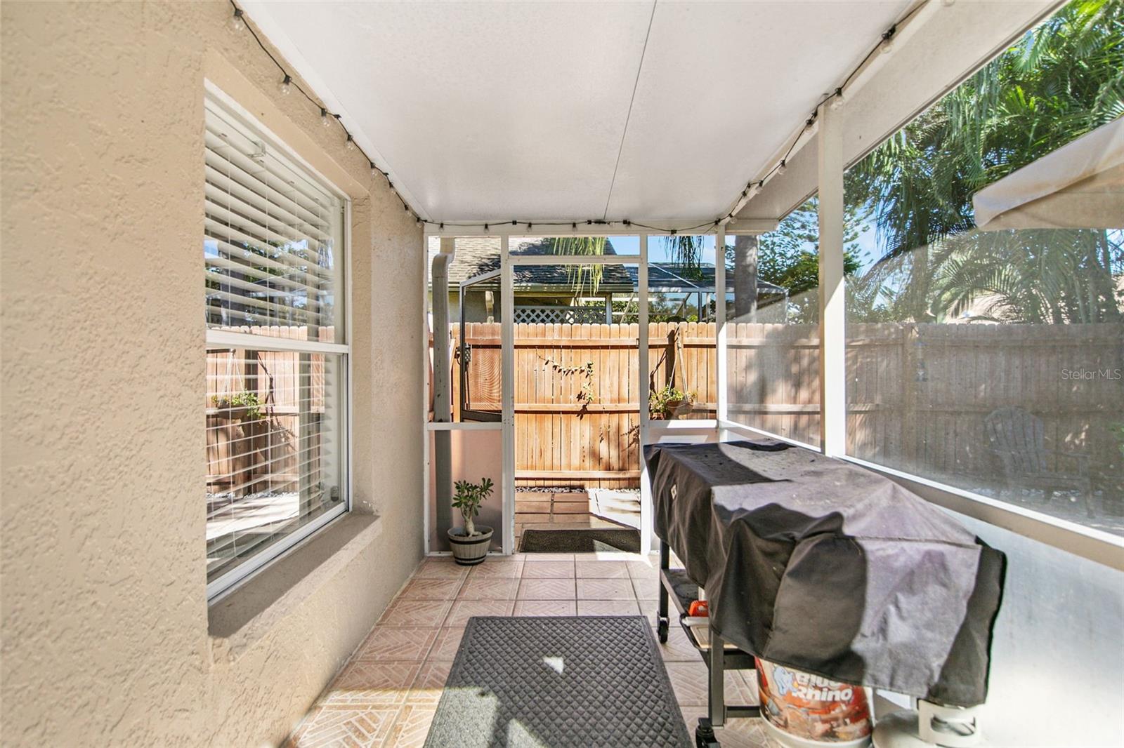 DEER HOLLOW - Residential