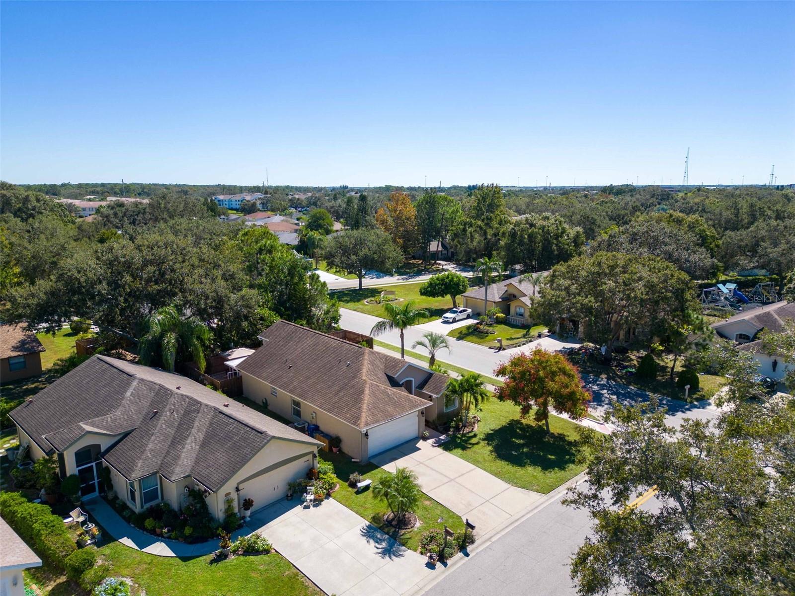 DEER HOLLOW - Residential