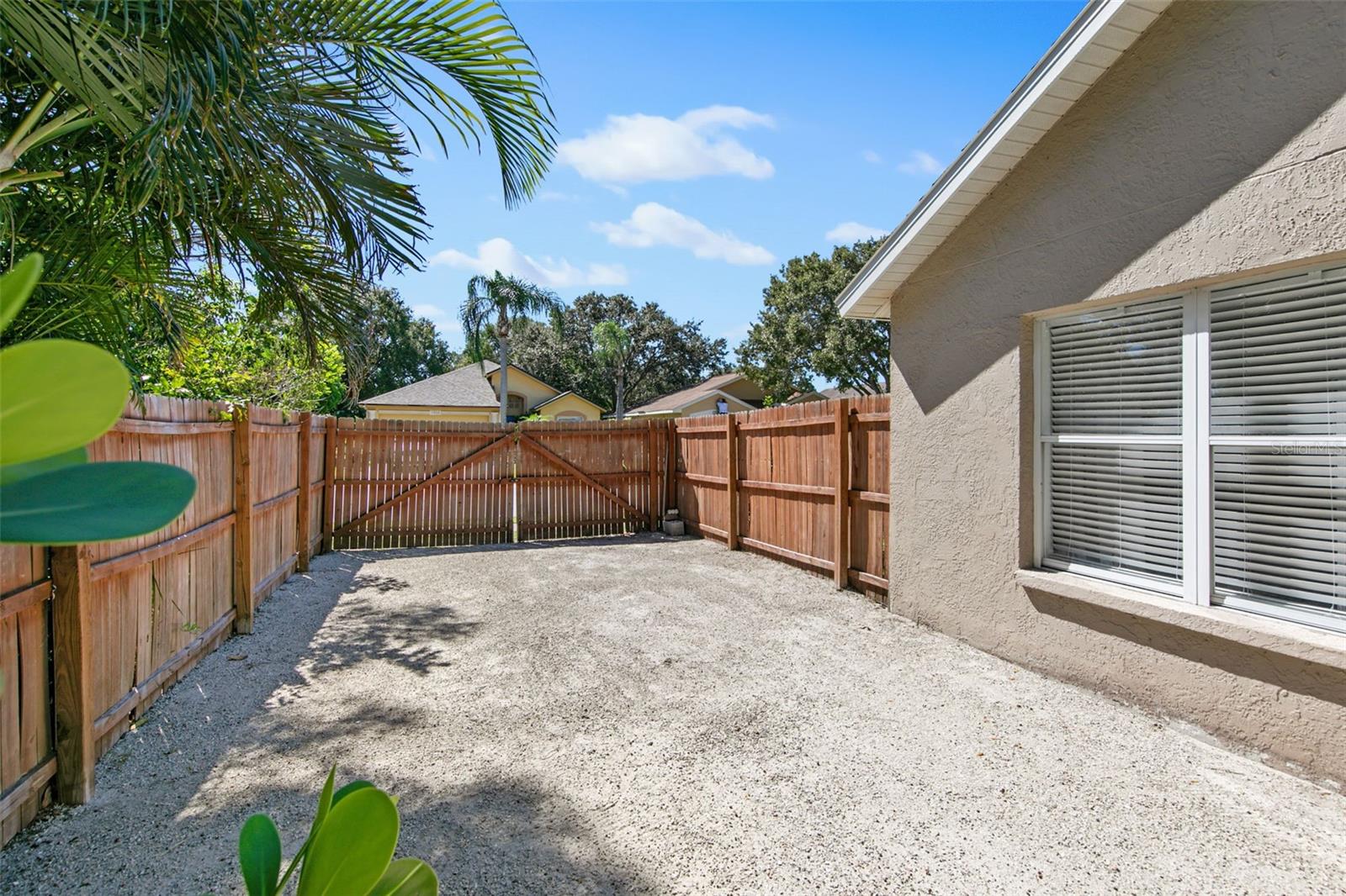 DEER HOLLOW - Residential