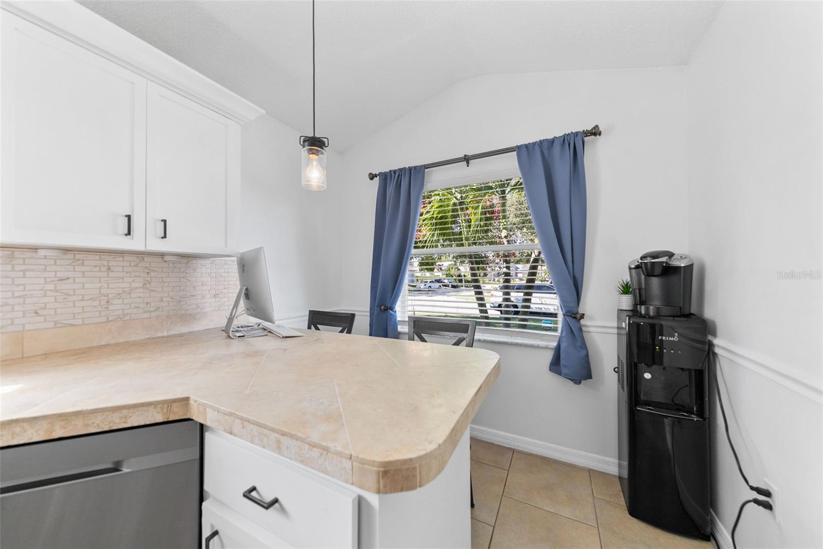 DEER HOLLOW - Residential