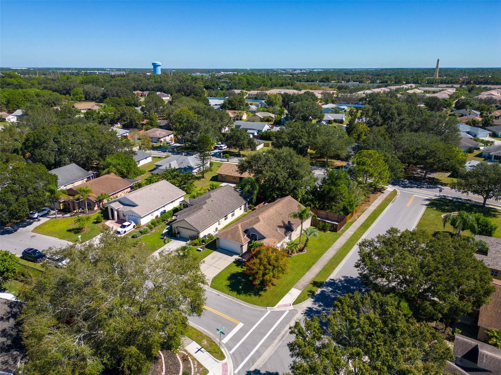 DEER HOLLOW - Residential