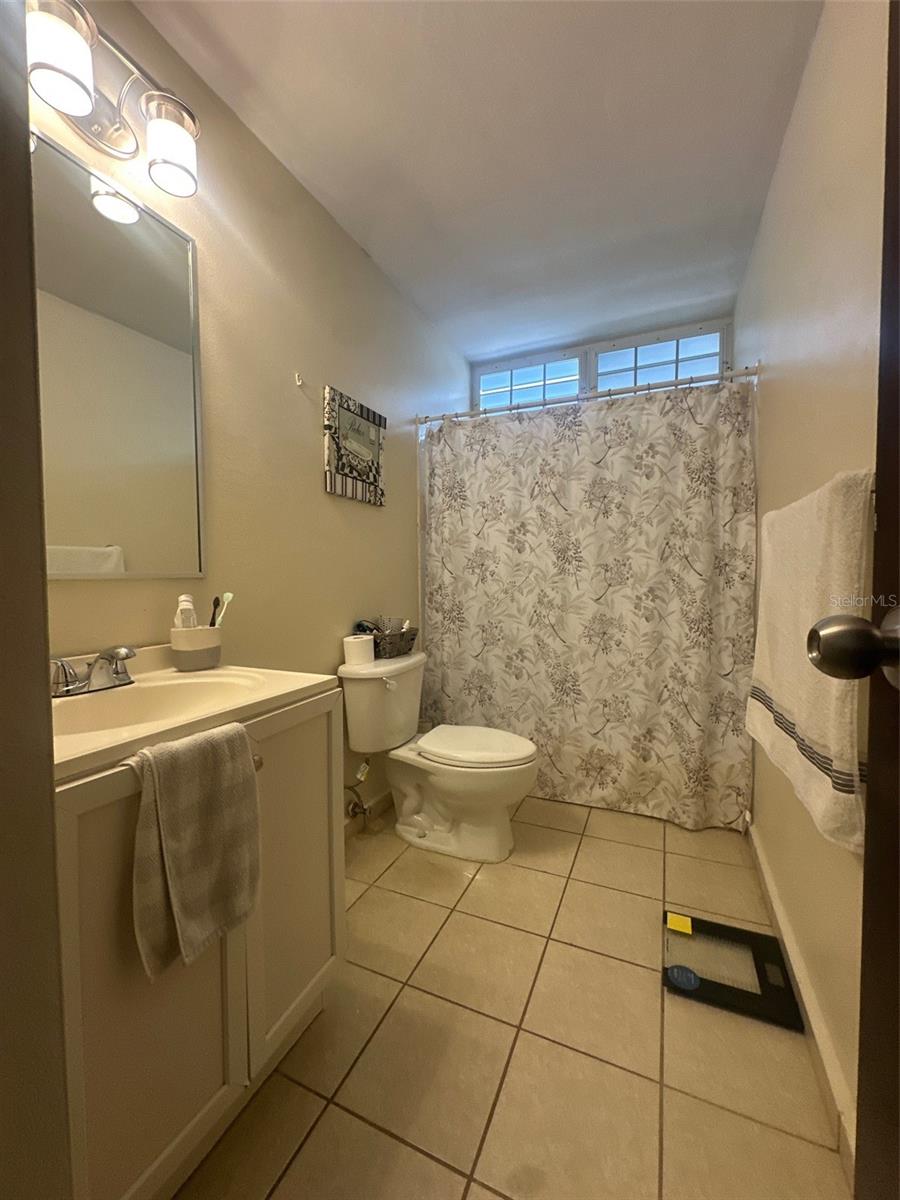 URB. PARQUE DE CANDELERO - Residential