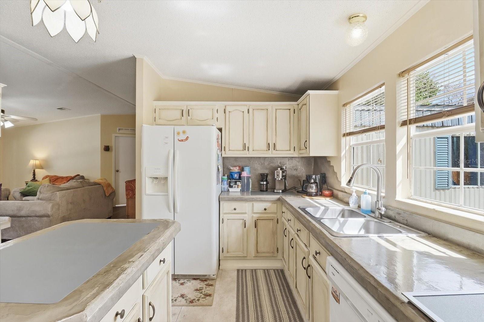 GULF HWY LAND UNIT 08 - Residential