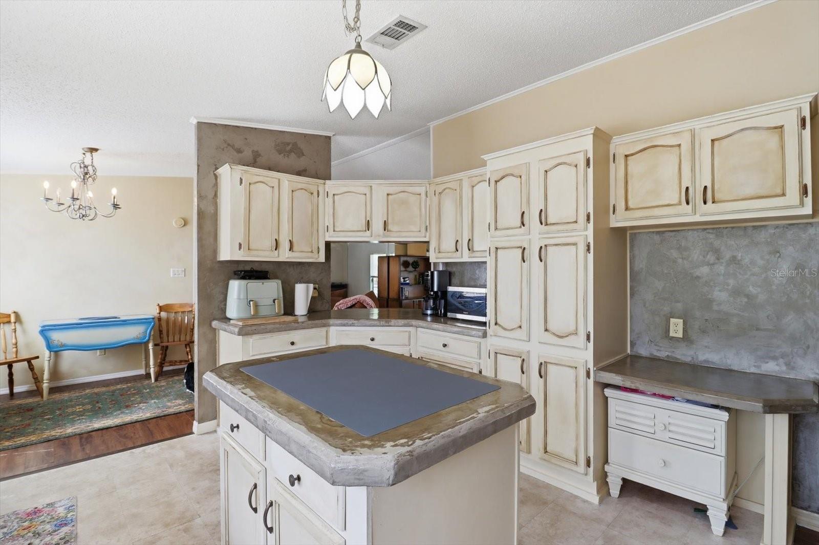 GULF HWY LAND UNIT 08 - Residential