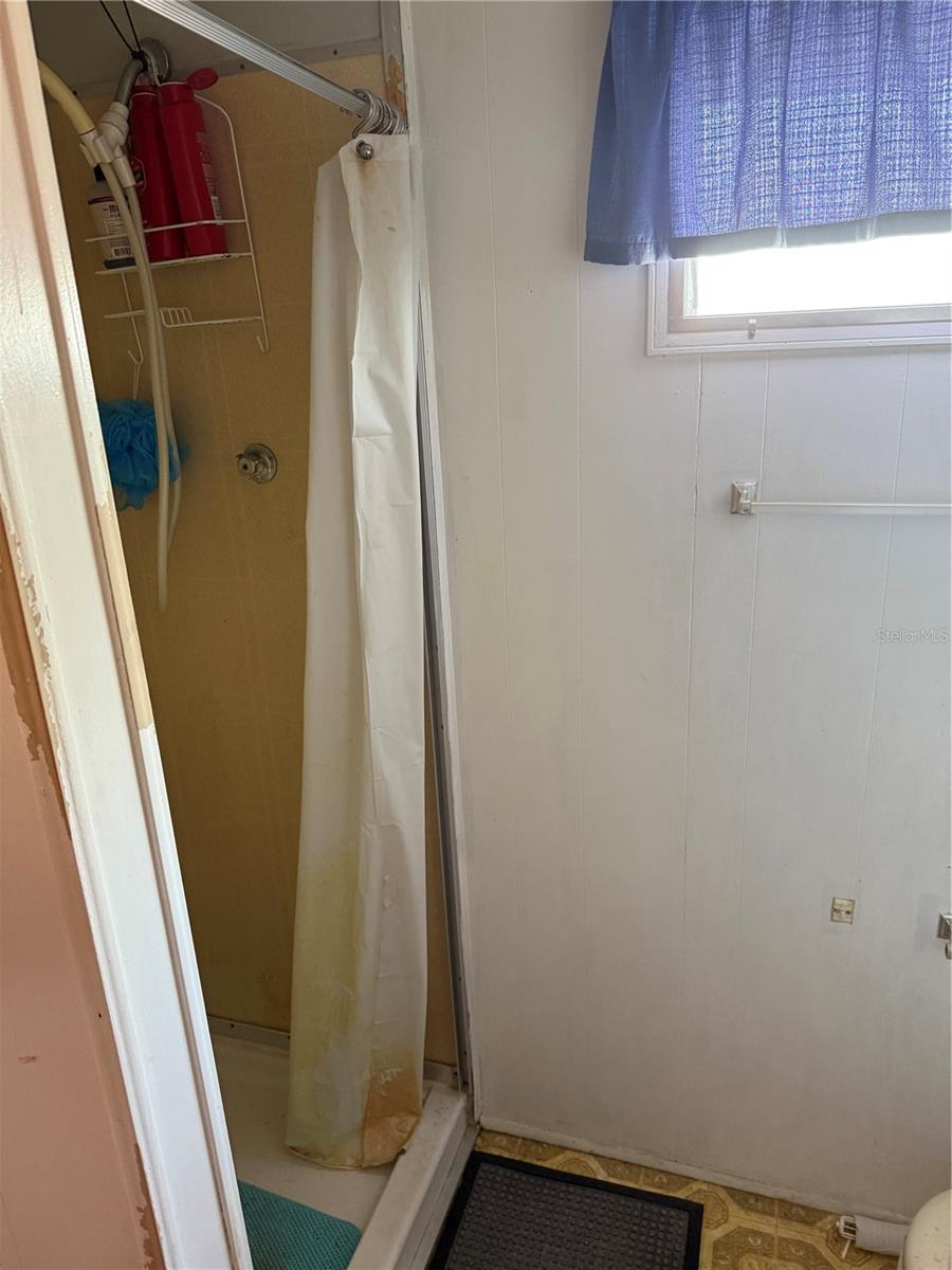 HOLIDAY PARK - Residential