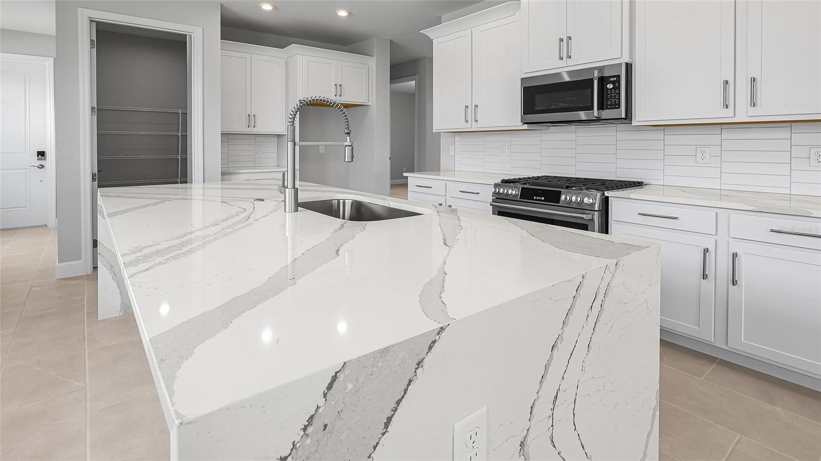 CRESSWIND AT LAKE HARRIS - Residential