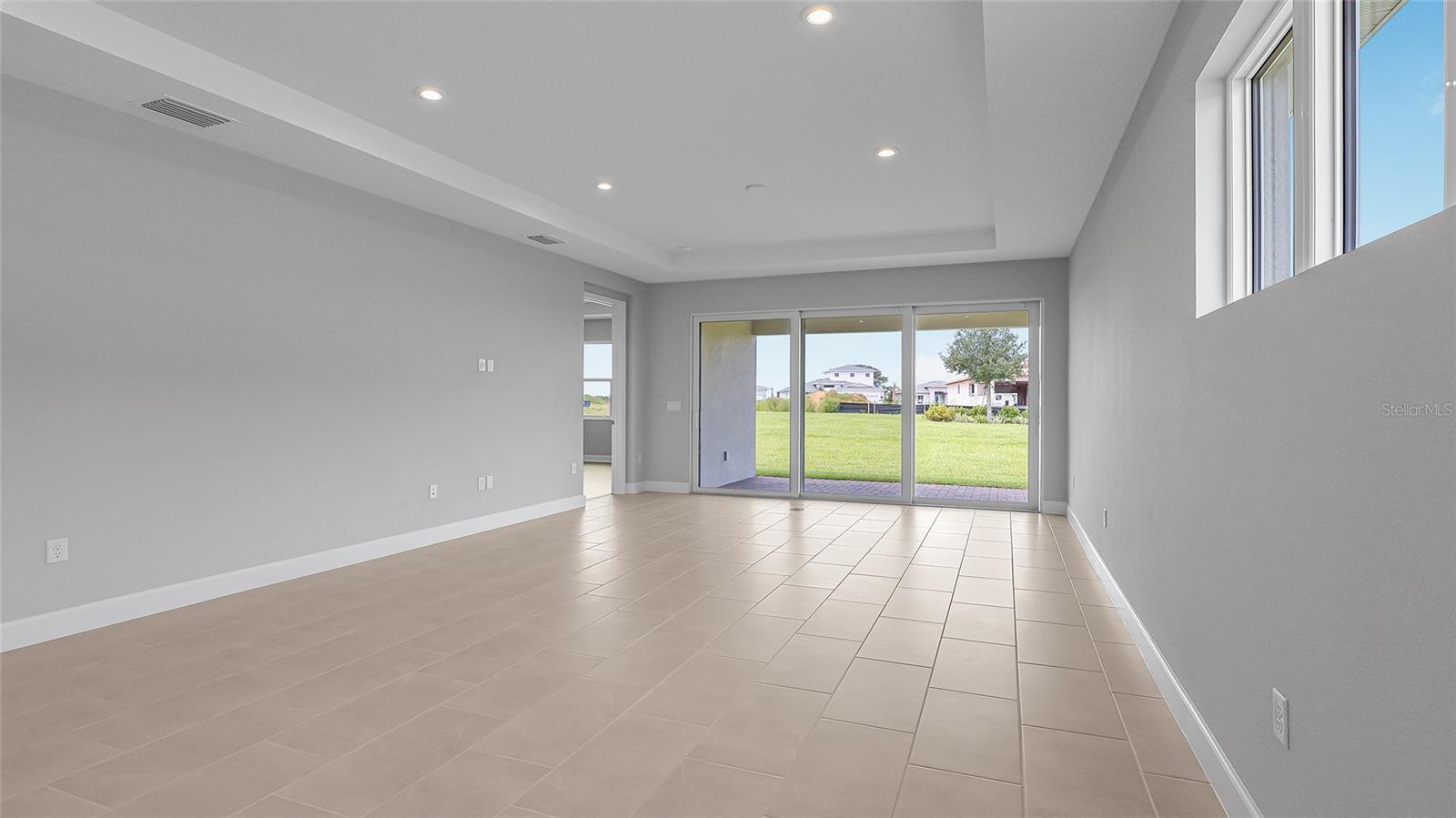 CRESSWIND AT LAKE HARRIS - Residential