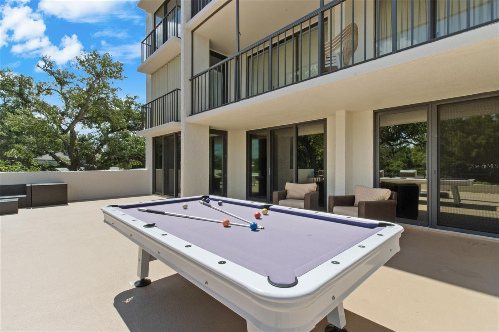 220 BELLEVIEW BOULEVARD 104