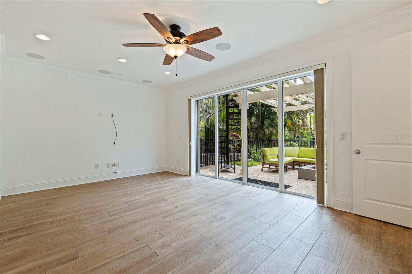 DELEON STREET TWNHMS - Residential