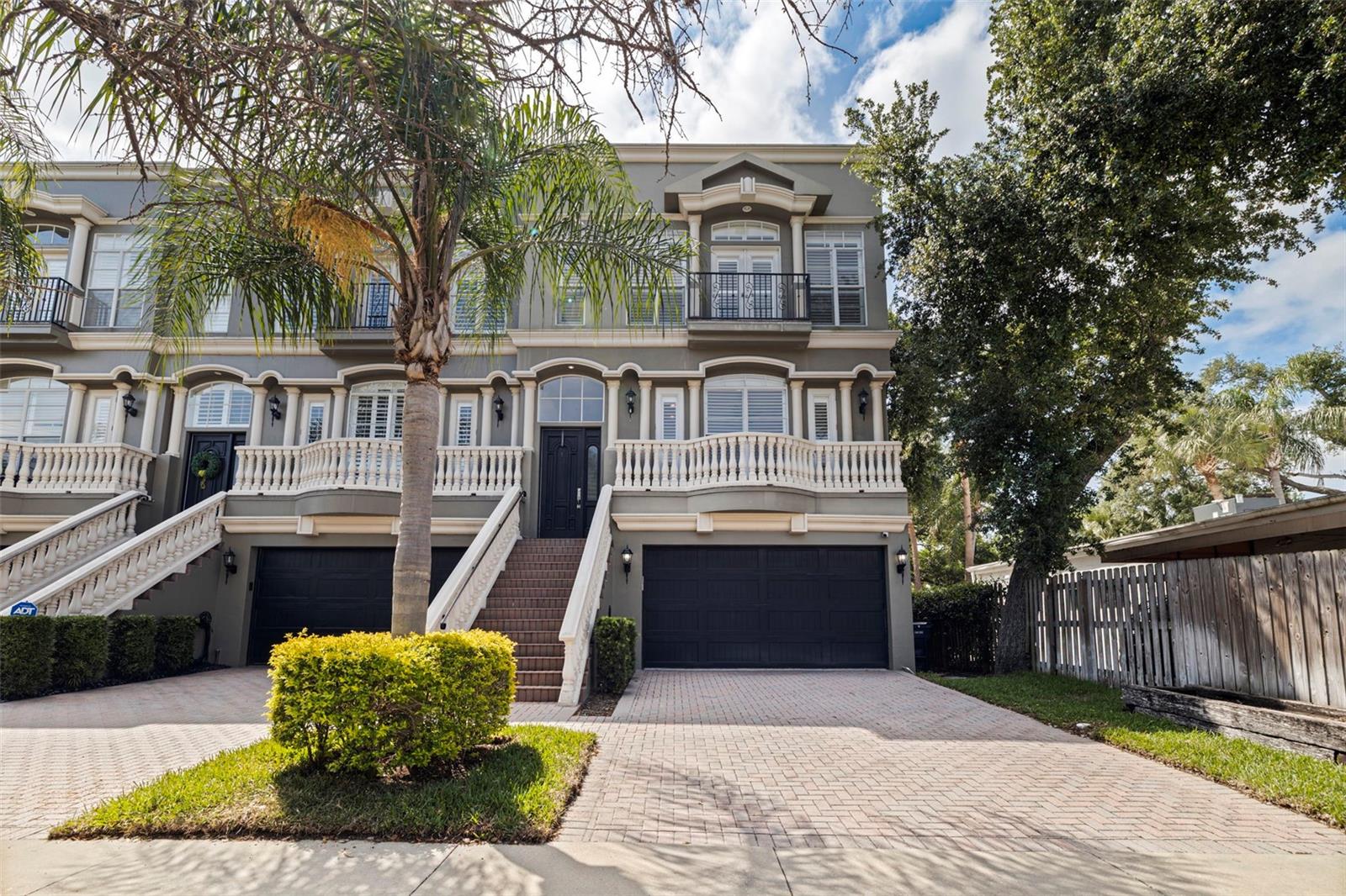 2602 W DE LEON STREET 4