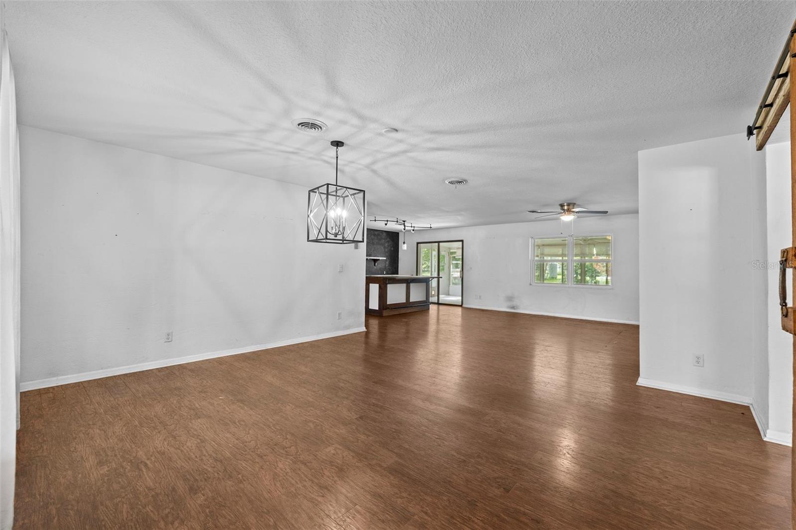 1232 SE 40TH COURT