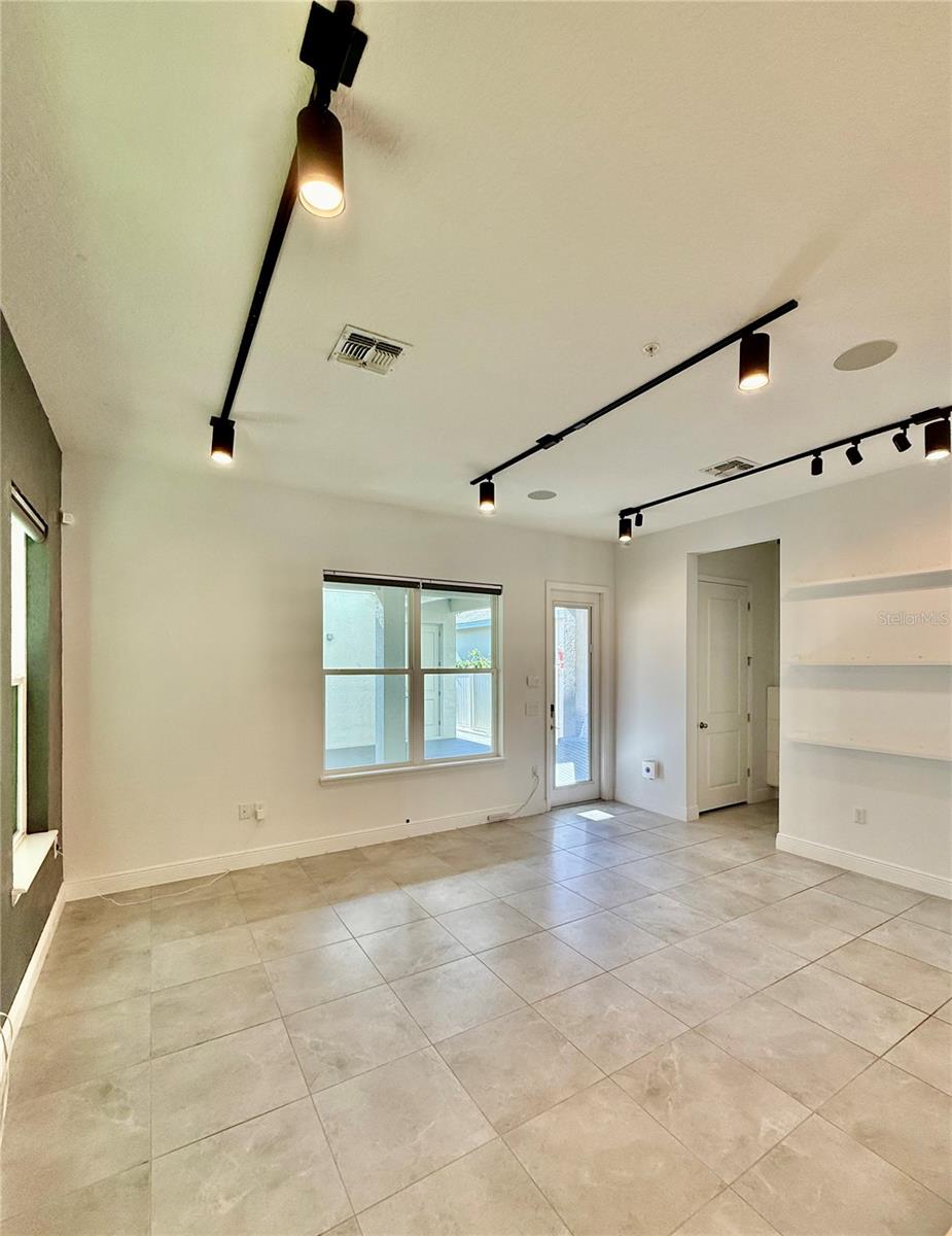 WINDERMERE TRLS PH 3B - Residential Lease