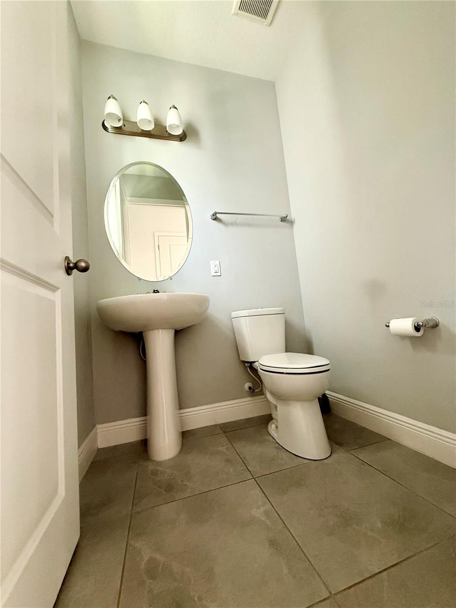 WINDERMERE TRLS PH 3B - Residential Lease