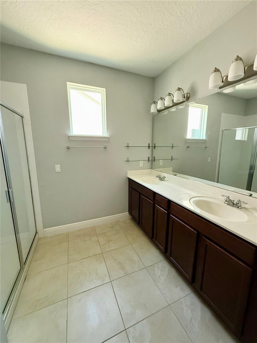 WINDERMERE TRLS PH 3B - Residential Lease