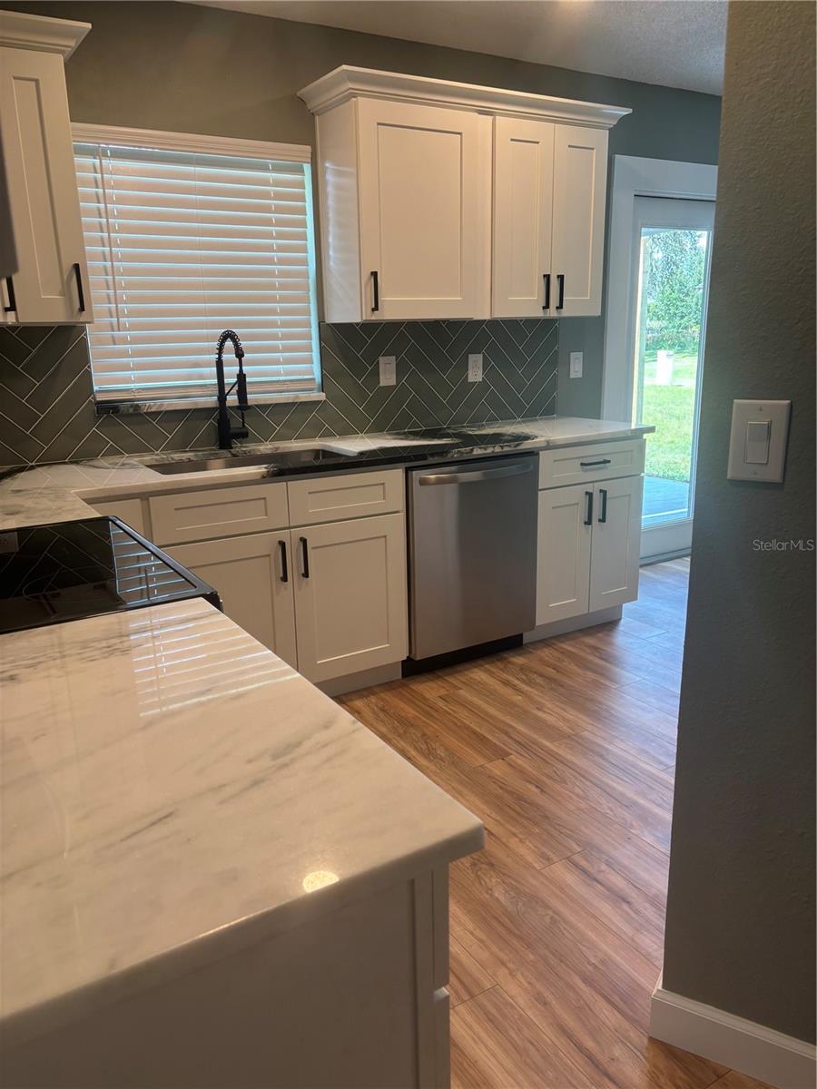 FOX RIDGE - Residential