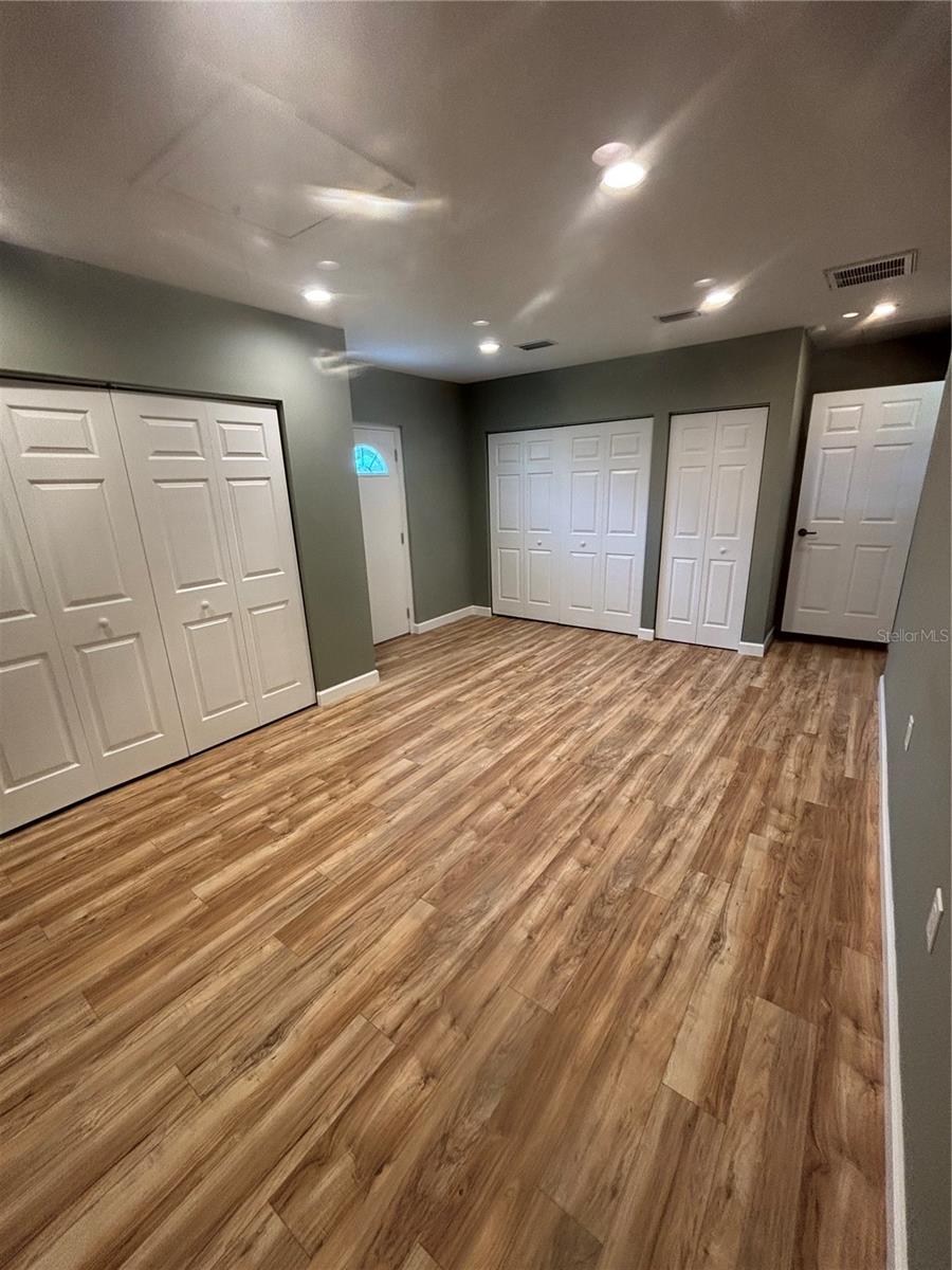 FOX RIDGE - Residential