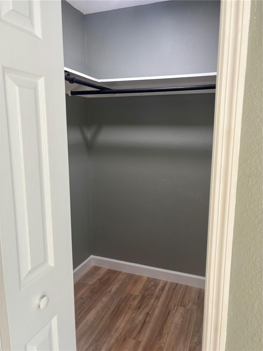 FOX RIDGE - Residential