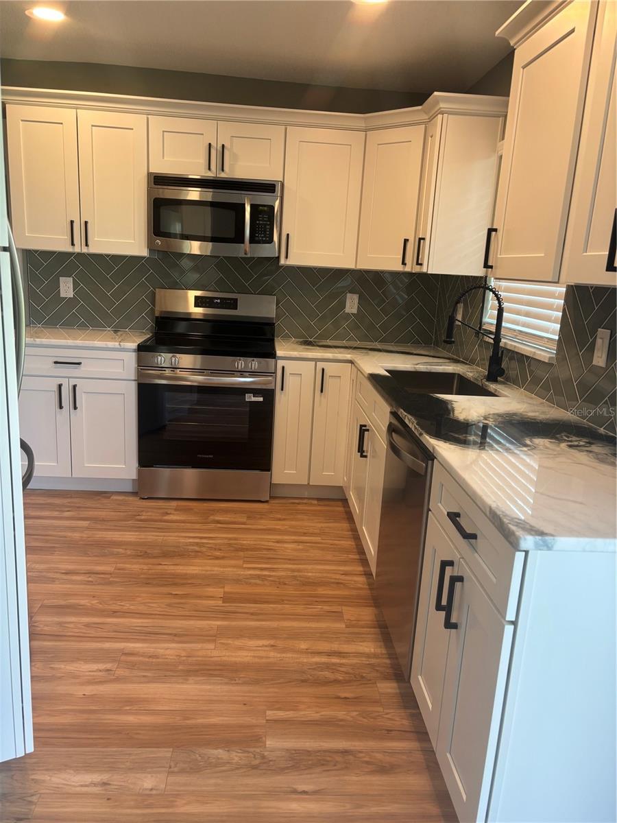 FOX RIDGE - Residential