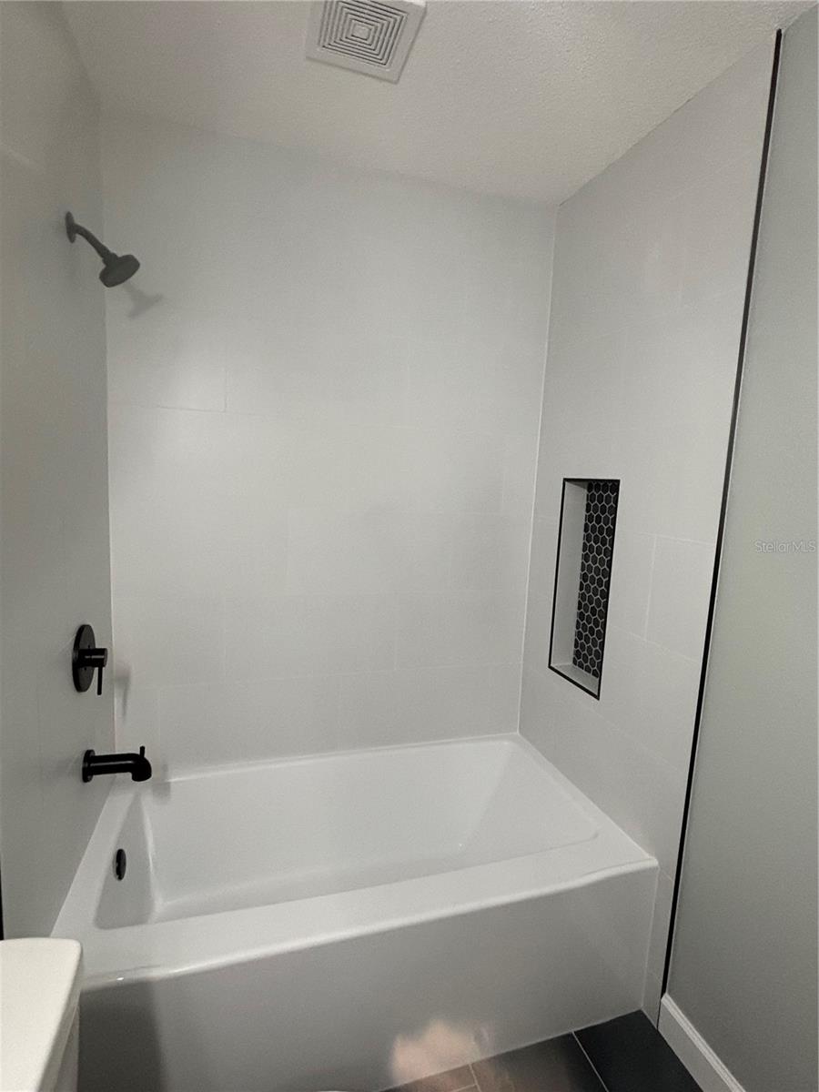 FOX RIDGE - Residential