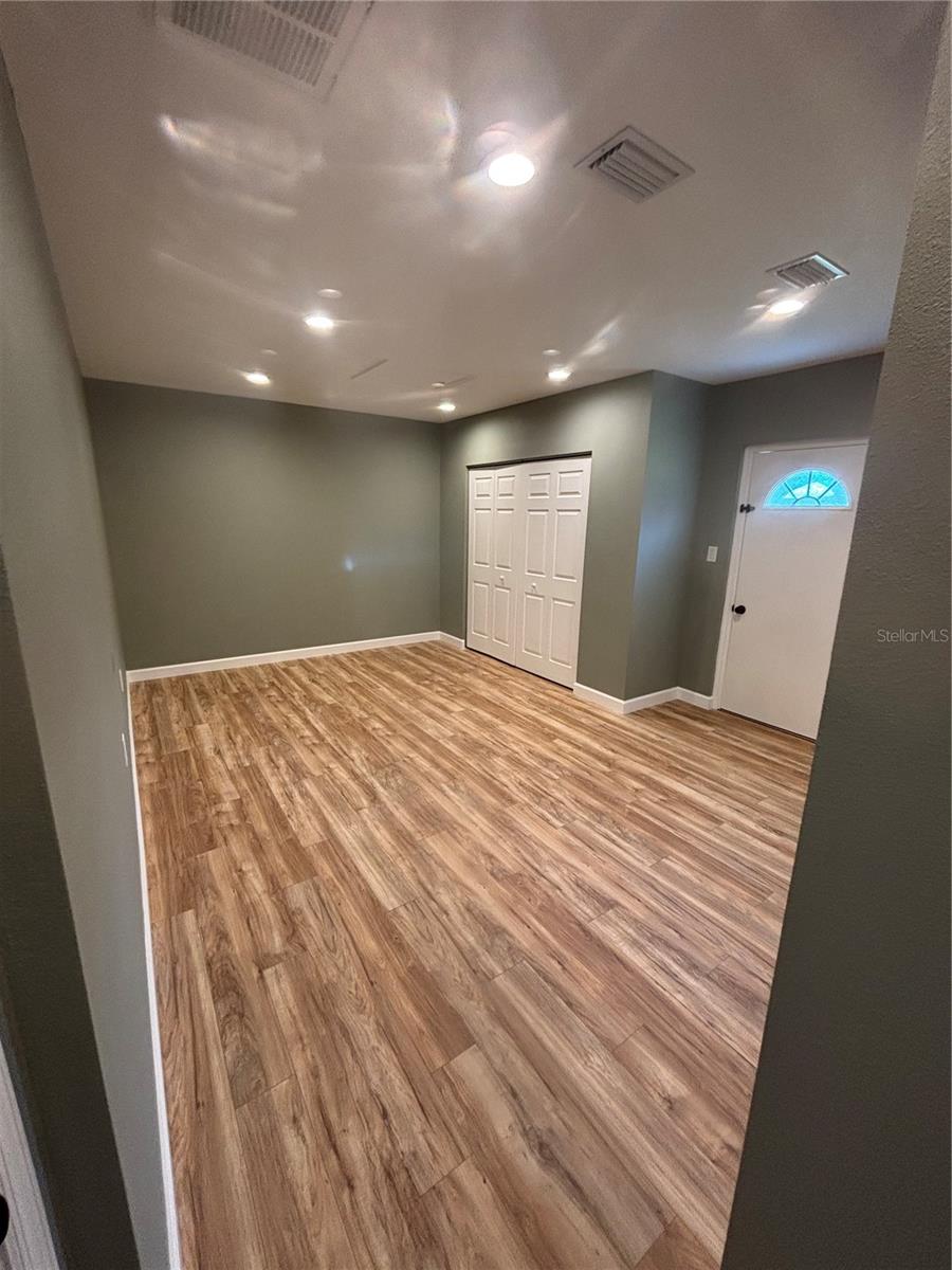 FOX RIDGE - Residential