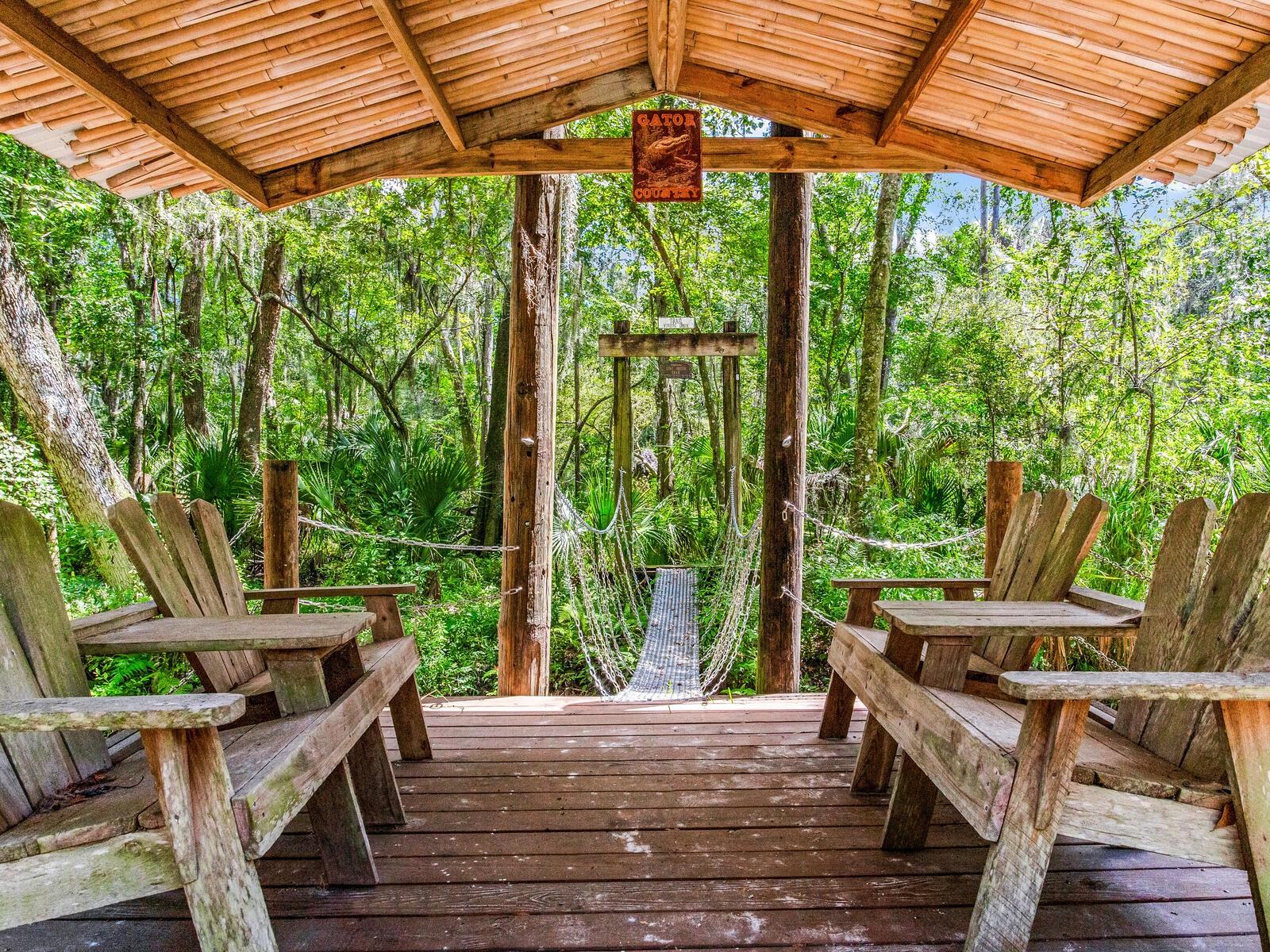 CREIGHTONS MIZELLE CREEK GARD - Residential