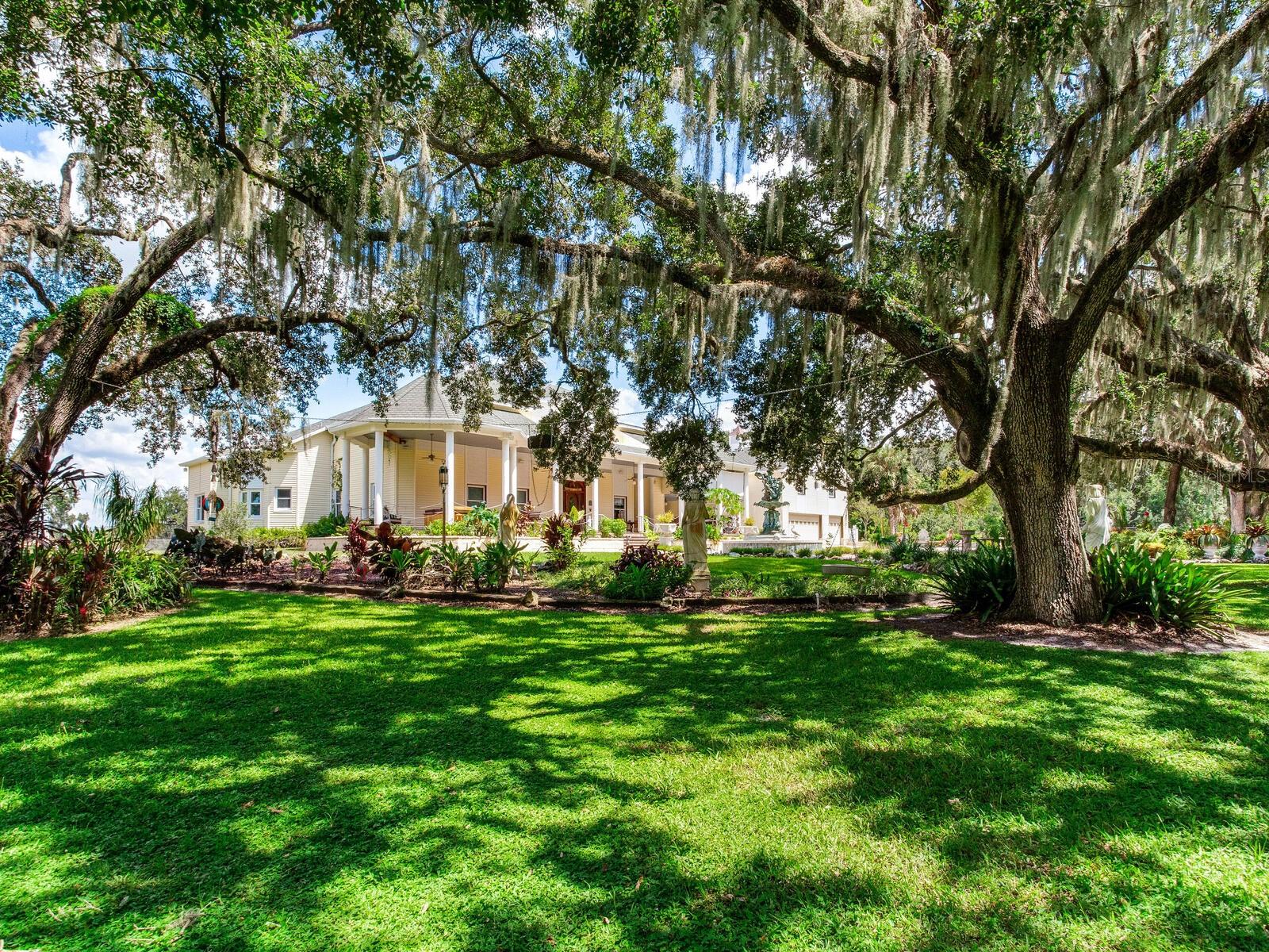 CREIGHTONS MIZELLE CREEK GARD - Residential