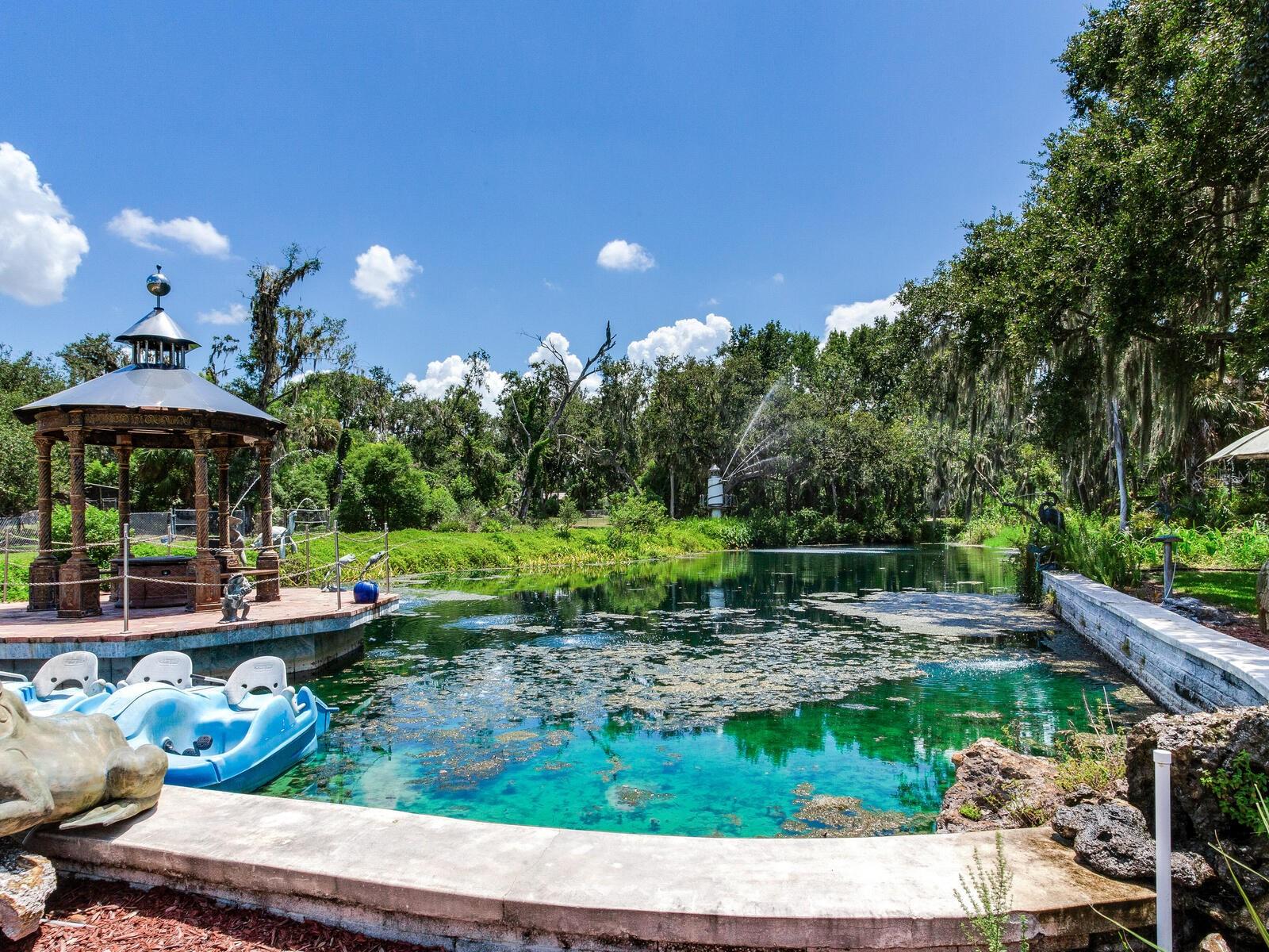 CREIGHTONS MIZELLE CREEK GARD - Residential