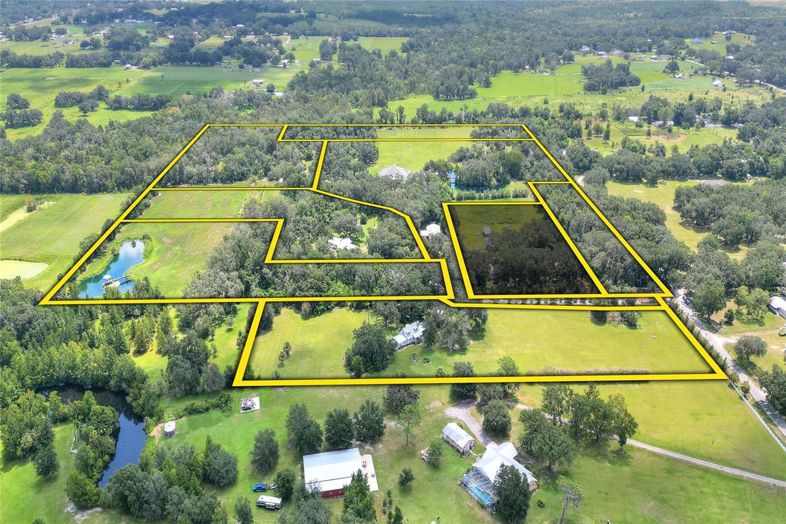 CREIGHTONS MIZELLE CREEK GARD - Residential