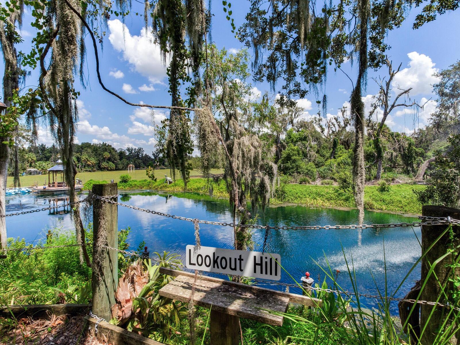 CREIGHTONS MIZELLE CREEK GARD - Residential