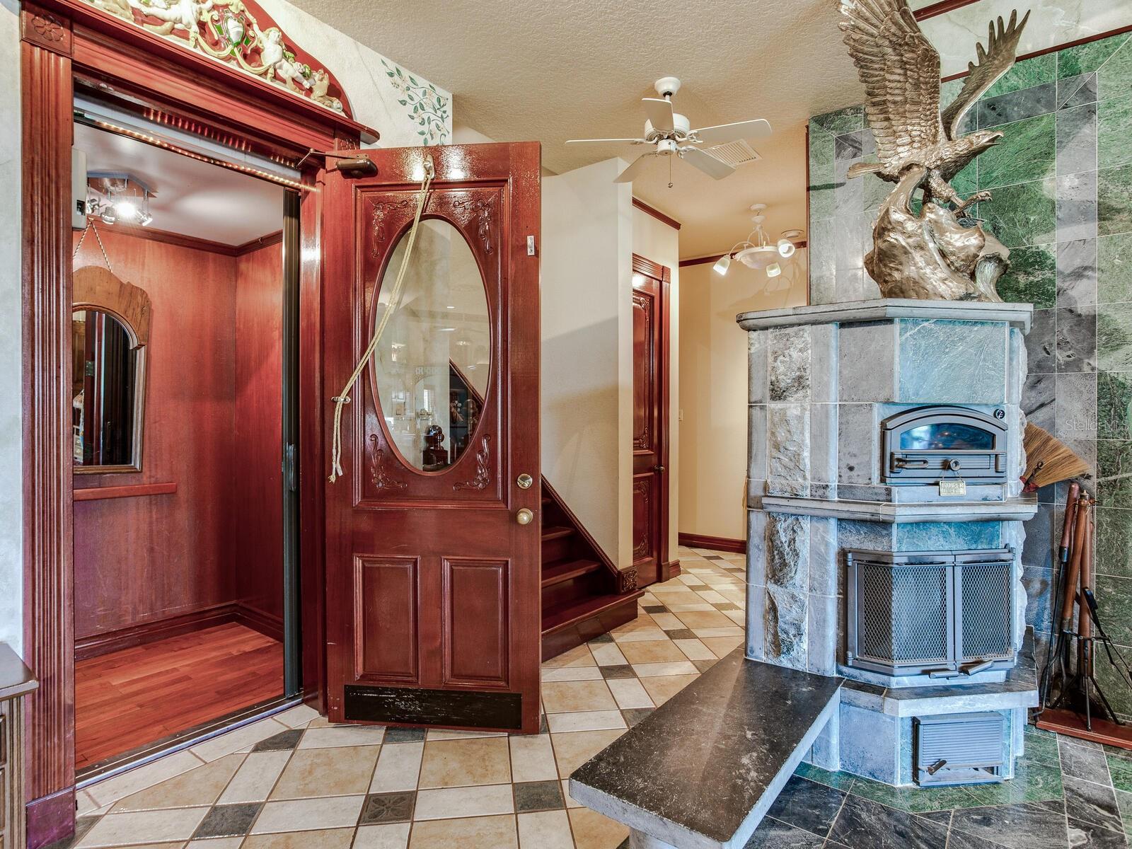 CREIGHTONS MIZELLE CREEK GARD - Residential