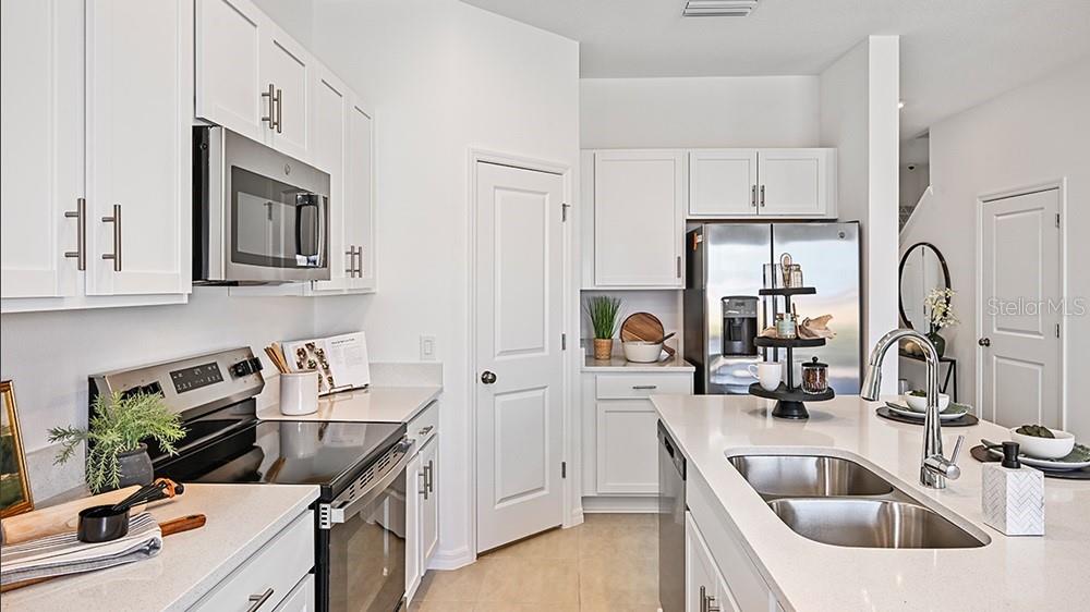 WATERSTONE - Residential