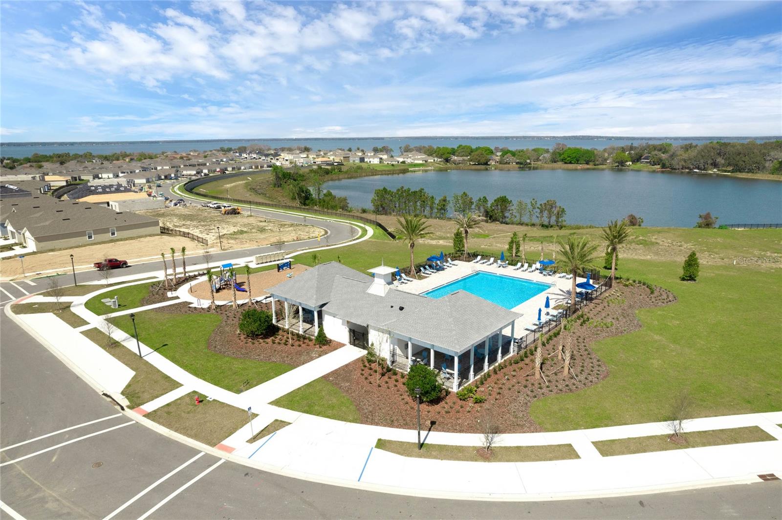 AVALON PARK TAVARES - Residential