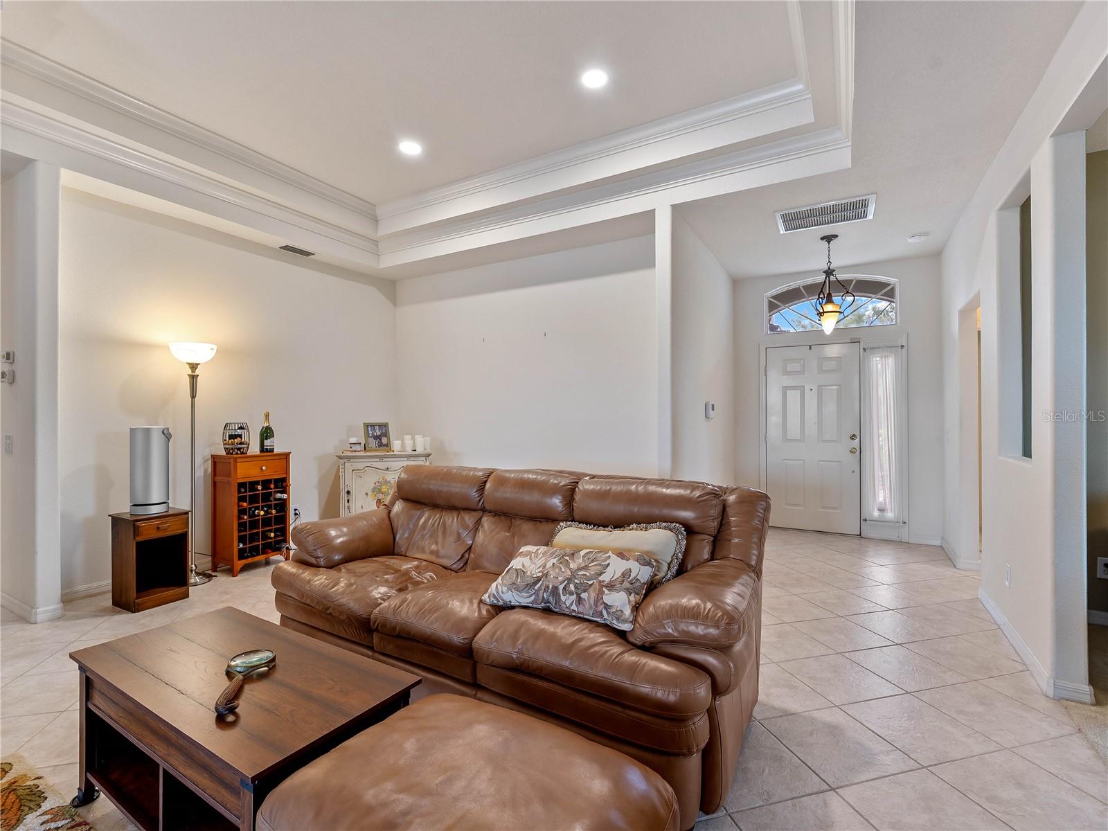 CARLYLE AT VILLAGES OF PALM-AIRE - Residential