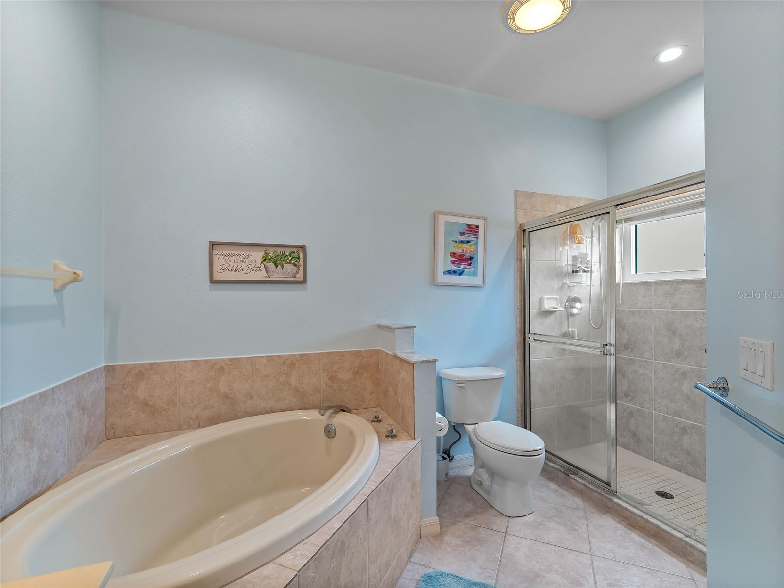 CARLYLE AT VILLAGES OF PALM-AIRE - Residential